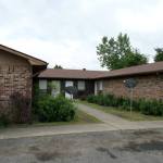 1300 S Frankfort Apt A  $800/$800