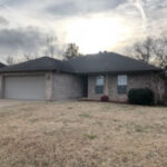 29 Tanzanite Greenbrier AR $1,500/$1,500!! Call Conway Office for more details