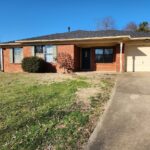 903 E 21st ST $1,200/$1,200