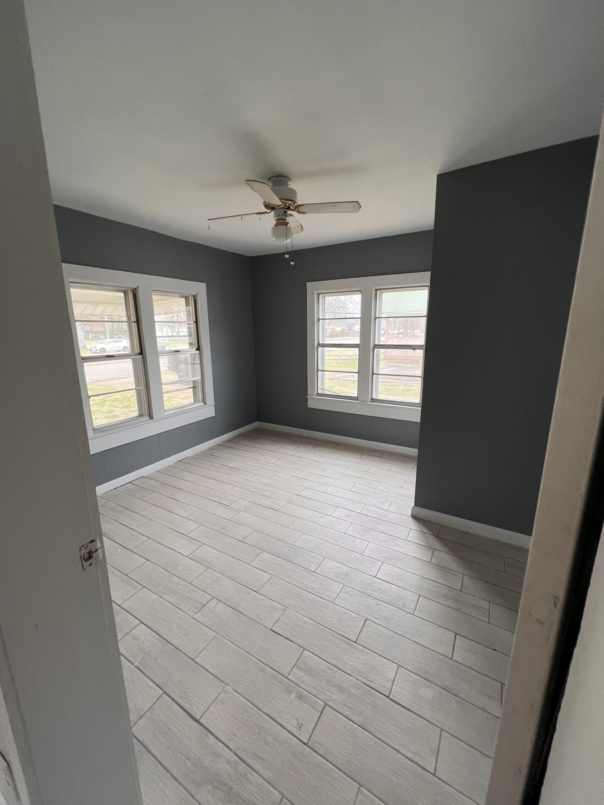 room 2 Moore and Co. Rental